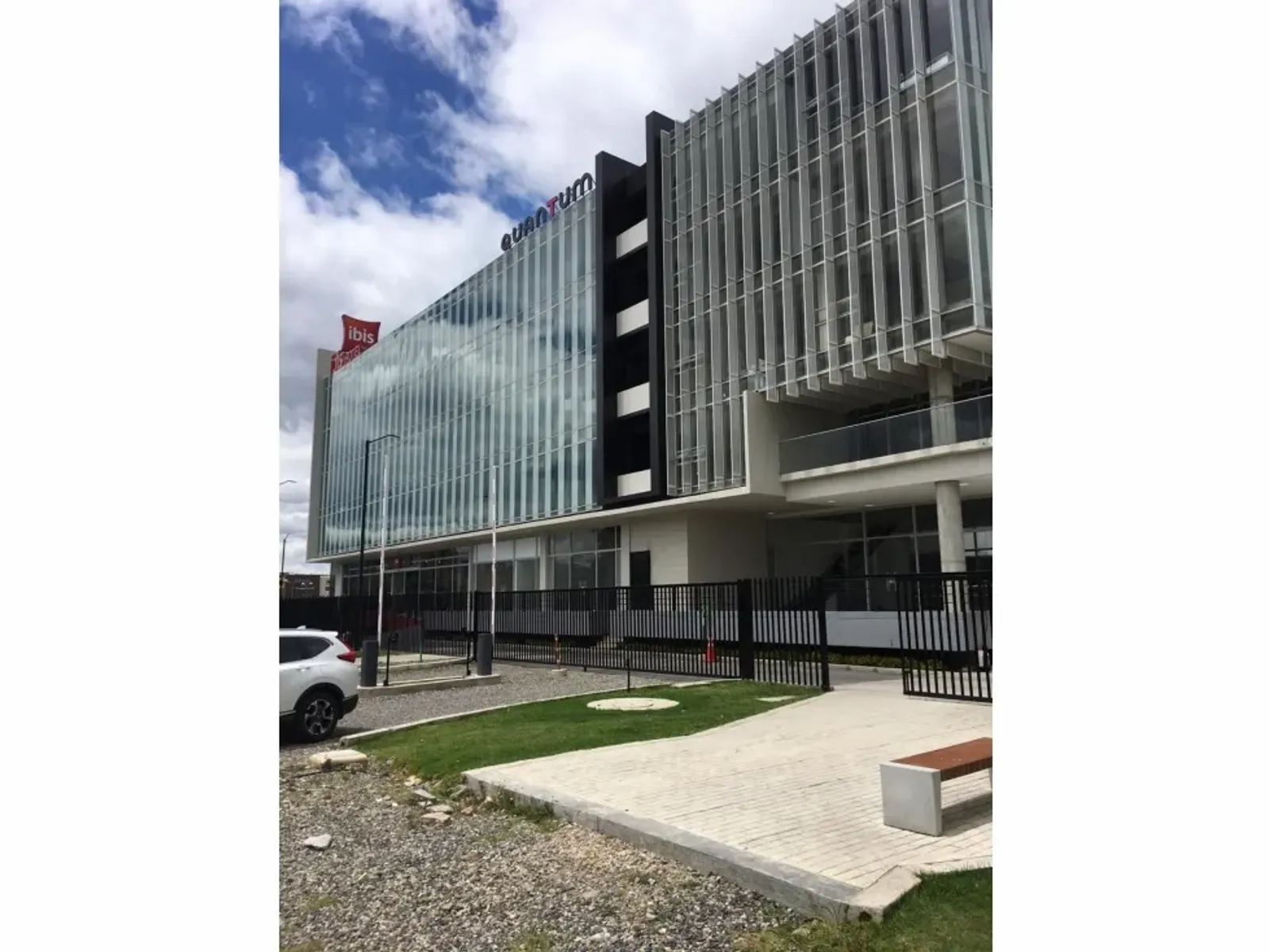 cochia Consultorio en Venta en Chía en centro de Negocios