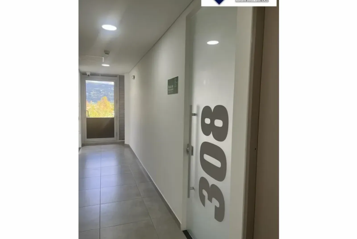 Consultorio en Venta en Chía en centro de Negocios
