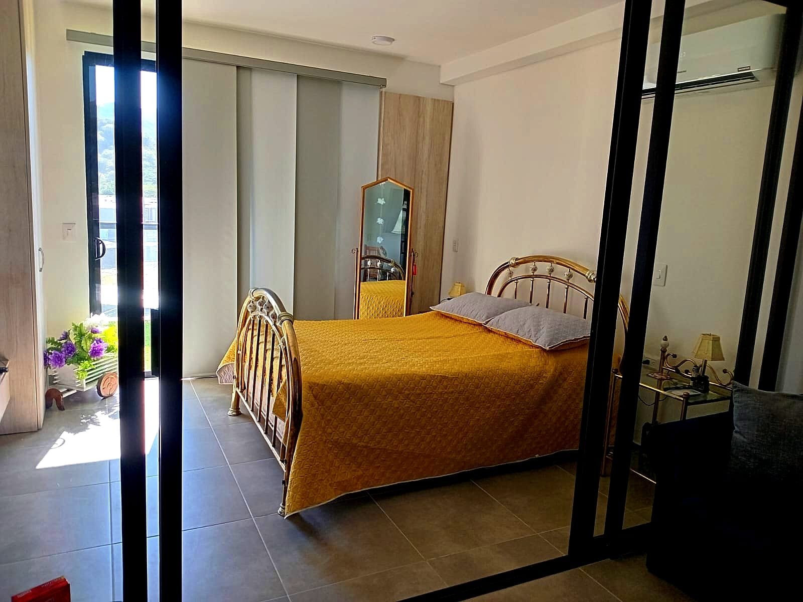 dcee6102-f87b-445b-bdd3-df1ffa6d24cc Venta de apartaestudio rodadero sur