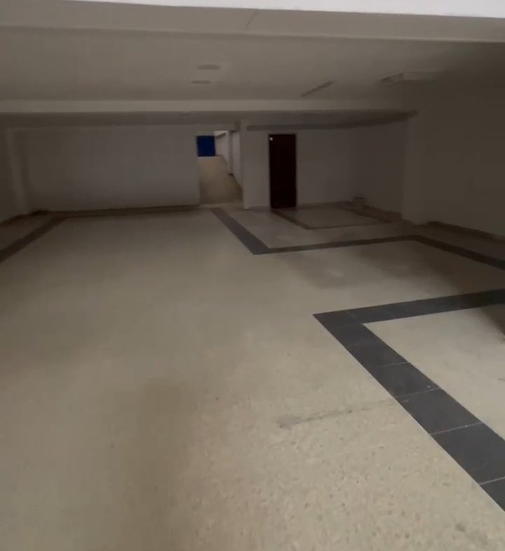 Arriendo Bodega amplia en Bucaramanga cerca al centro comercial La Isla