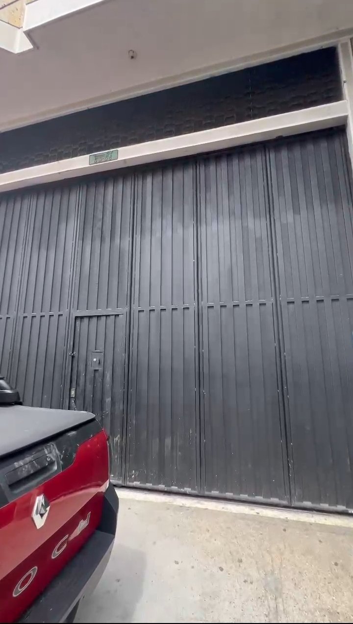 Arriendo Bodega amplia en Bucaramanga cerca al centro comercial La Isla