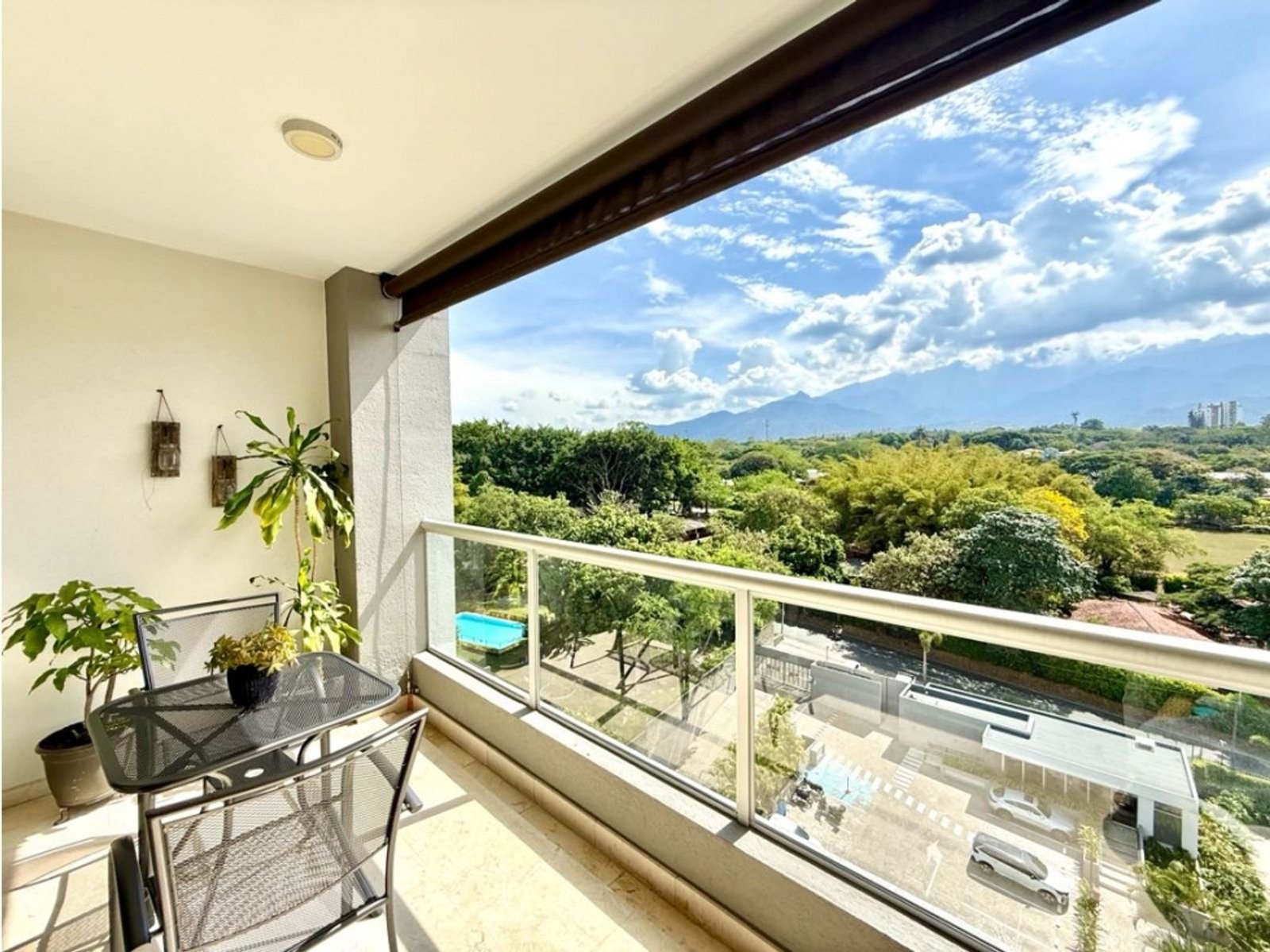 th.outside1200x1200.6a9aa8d6ab6f5_infocdn__gr-apartamento-en-alquiler-en-pan-1788519518-4006-4409jpeg Apartamento en Arriendo en Pance, Cali