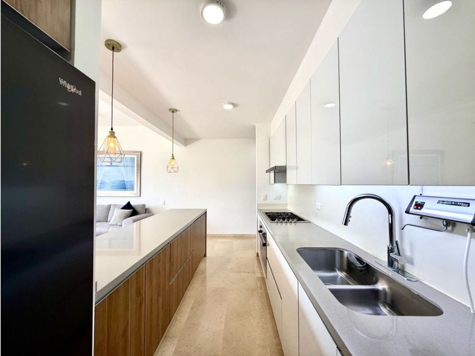 th.outside1200x1200.6a9aa8d7df534_infocdn__gr-apartamento-en-alquiler-en-pan-1788519532-2518-3436jpeg Apartamento en Arriendo en Pance, Cali