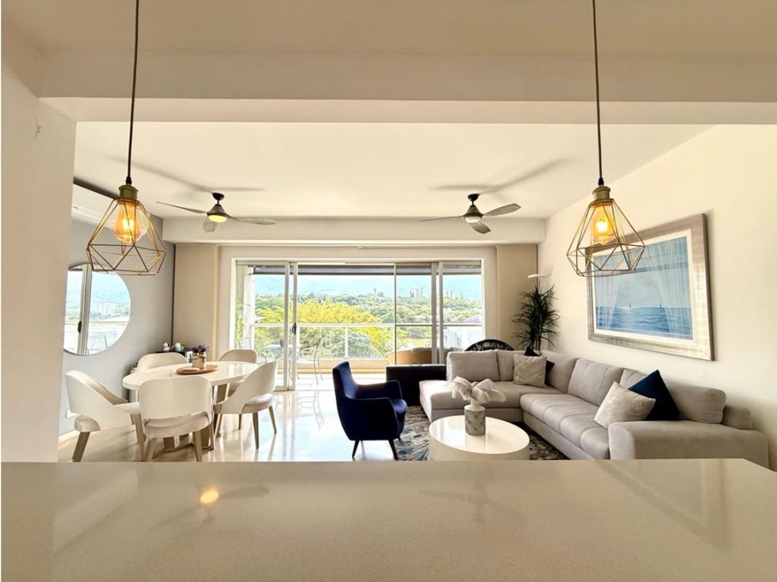 th.outside1200x1200.6a9aa8d8824c8_infocdn__gr-apartamento-en-alquiler-en-pan-1788519538-7748-8647jpeg Apartamento en Arriendo en Pance, Cali