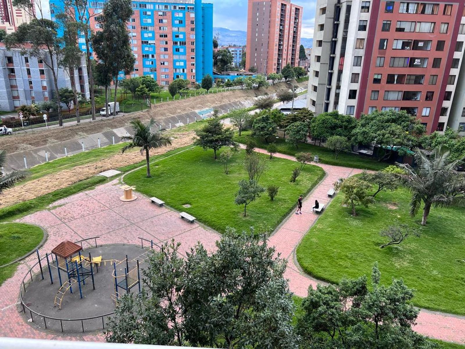 Apartamento en Arriendo en Primavera Occidental – Puente Aranda, Bogotá