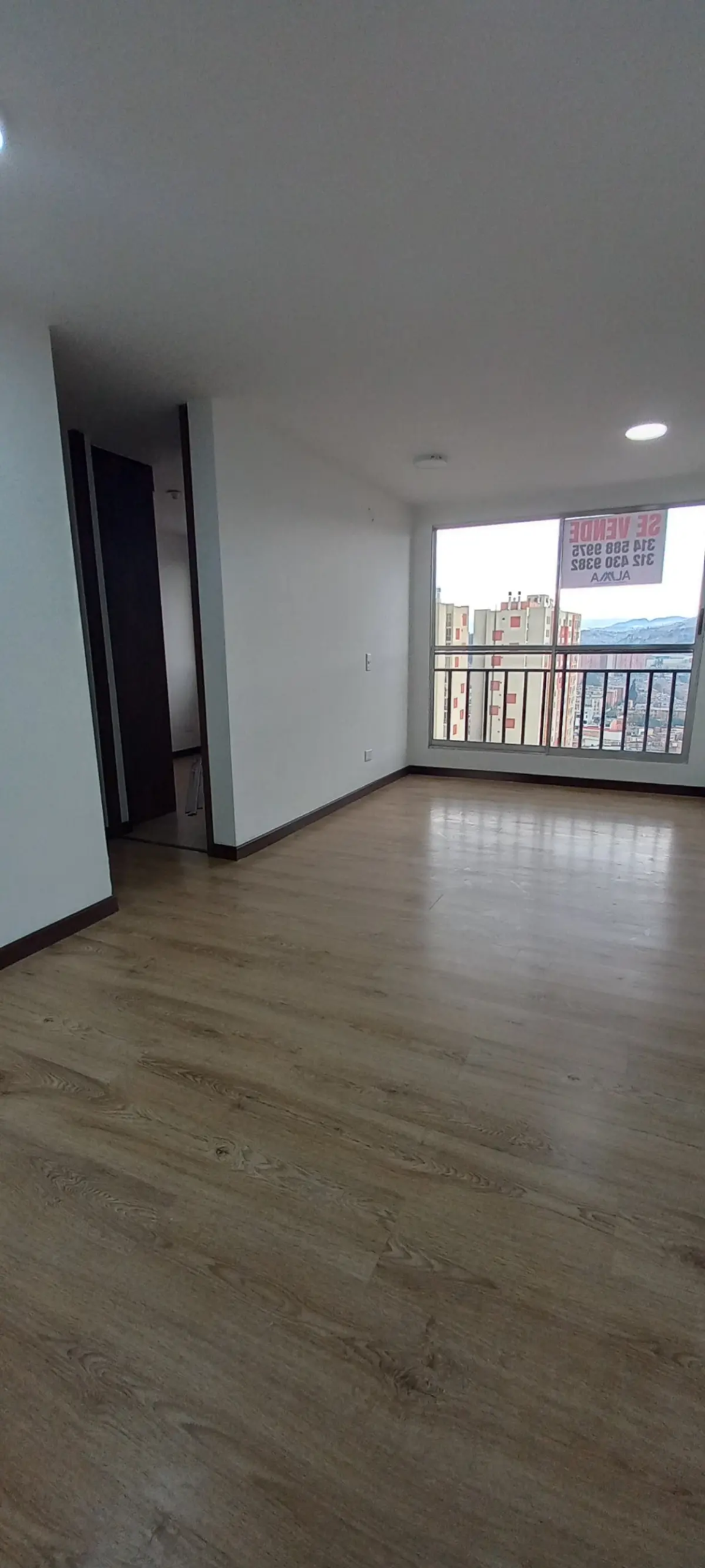th.outside1200x1200.6a9eb27471b8f_infocdn__fciz7doeagaoebcsjiledh3crjeyh87bbl2xmlifjpg Apartamento en Arriendo en Madelena, Bogotá