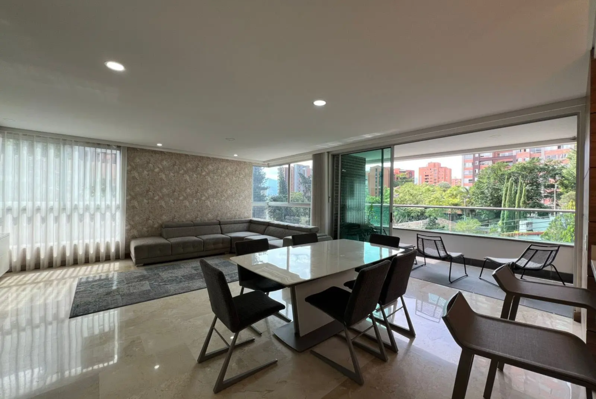 Apartamento en Arriendo en El Poblado, Medellín