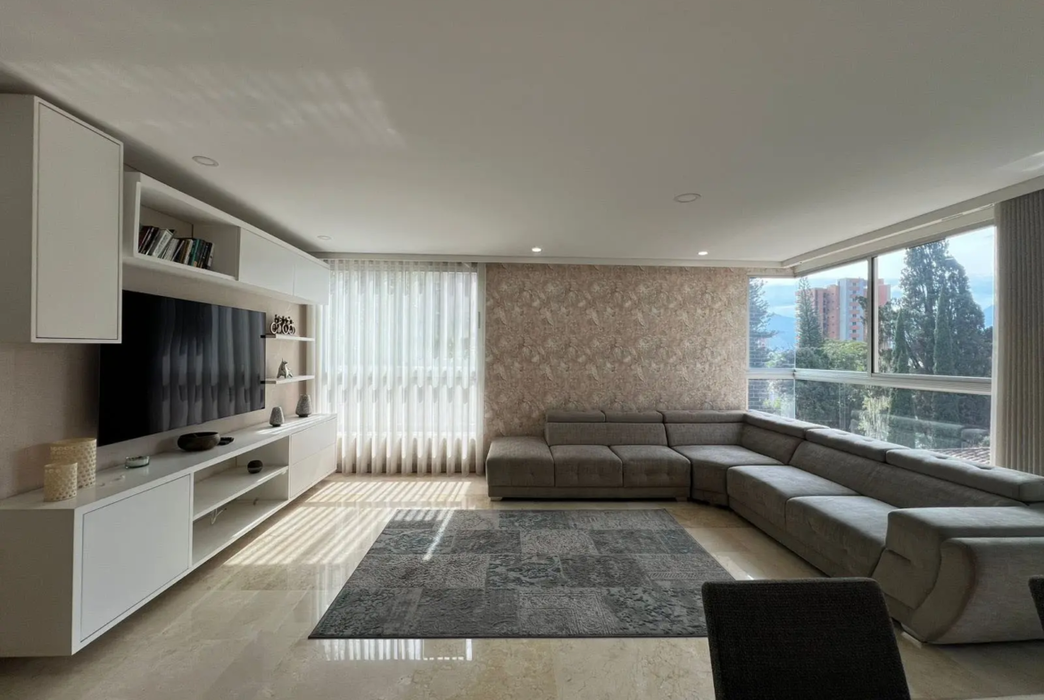 Apartamento en Arriendo en El Poblado, Medellín