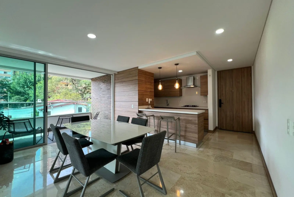 Apartamento en Arriendo en El Poblado, Medellín