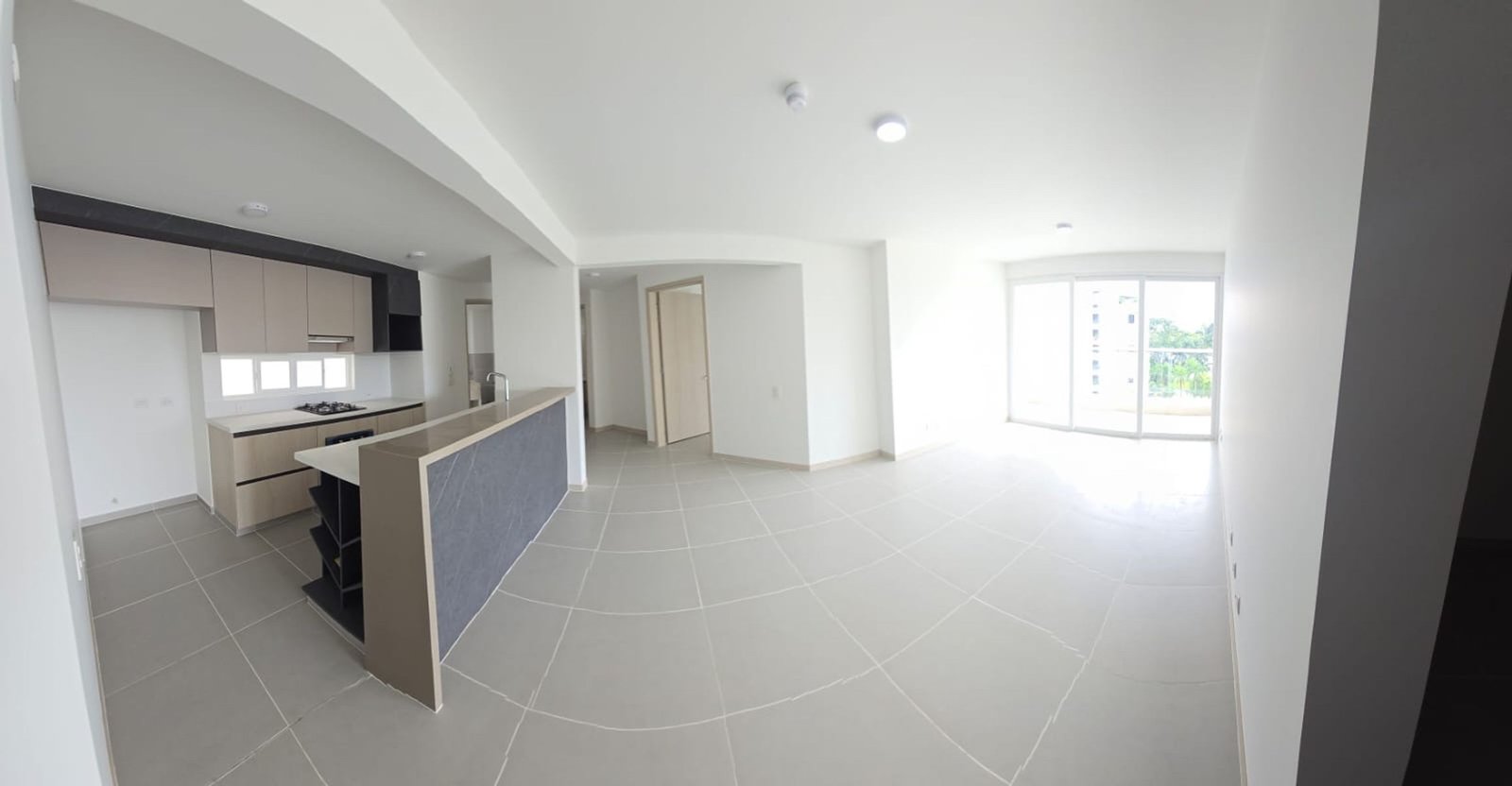 th.outside1200x1200.6a9ff9fe2296d_infocdn__btrkkmpjejdbit1ztzgkrq9jgqcrq2lldk5i27kmjpg Apartamento en Arriendo en Pance, Cali