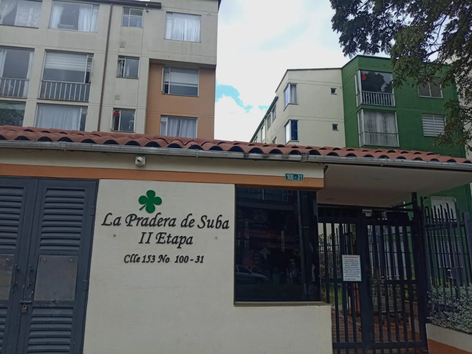 th.outside1200x1200.6aa4ef1409c4a_infocdn__1978-1-1788277880jpg Apartamento en Arriendo en Suba, Bogotá