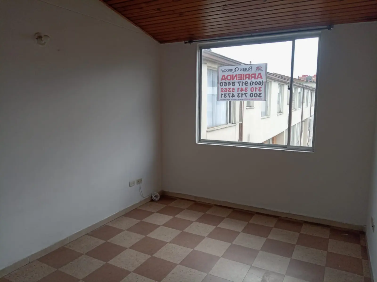 th.outside1200x1200.6aa4ef163bb38_infocdn__1978-10-1788277882jpg Apartamento en Arriendo en Suba, Bogotá