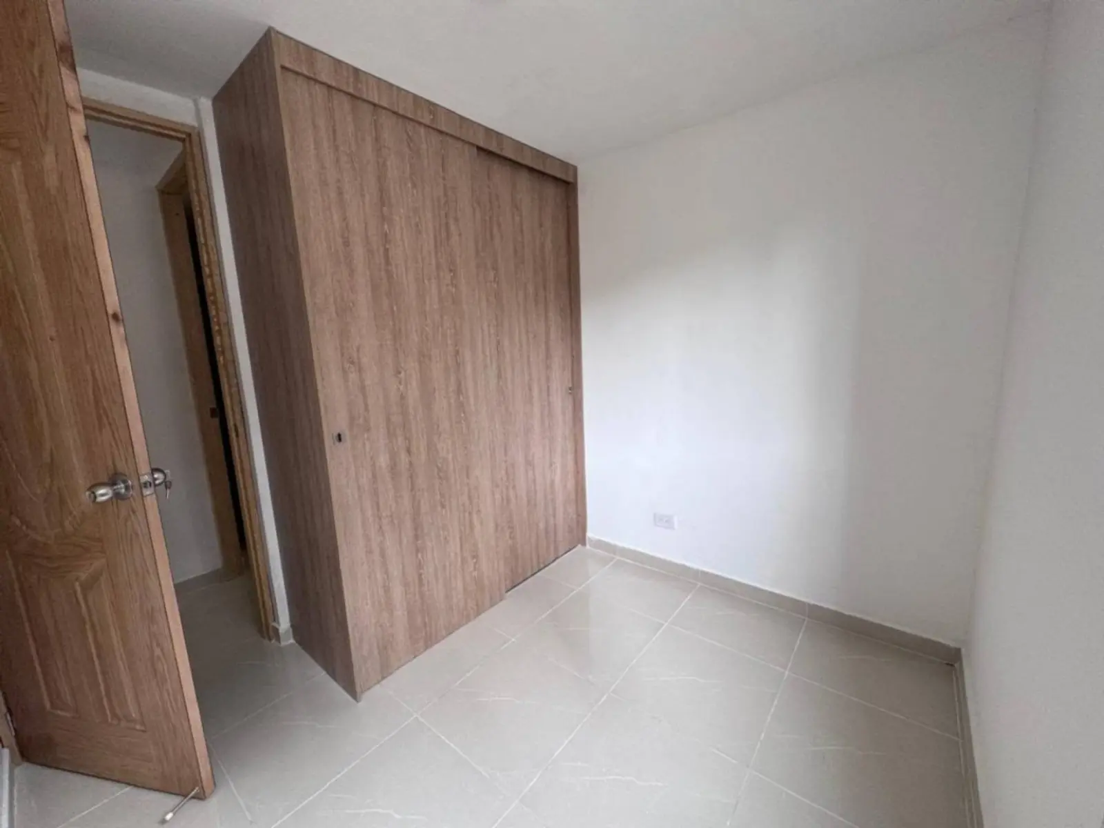 th.outside1200x1200.6aa5518aee3de_infocdn__e184985b-0883-40da-a5ce-0d5a18ef08cd Apartamento en Arriendo en Machado, Copacabana