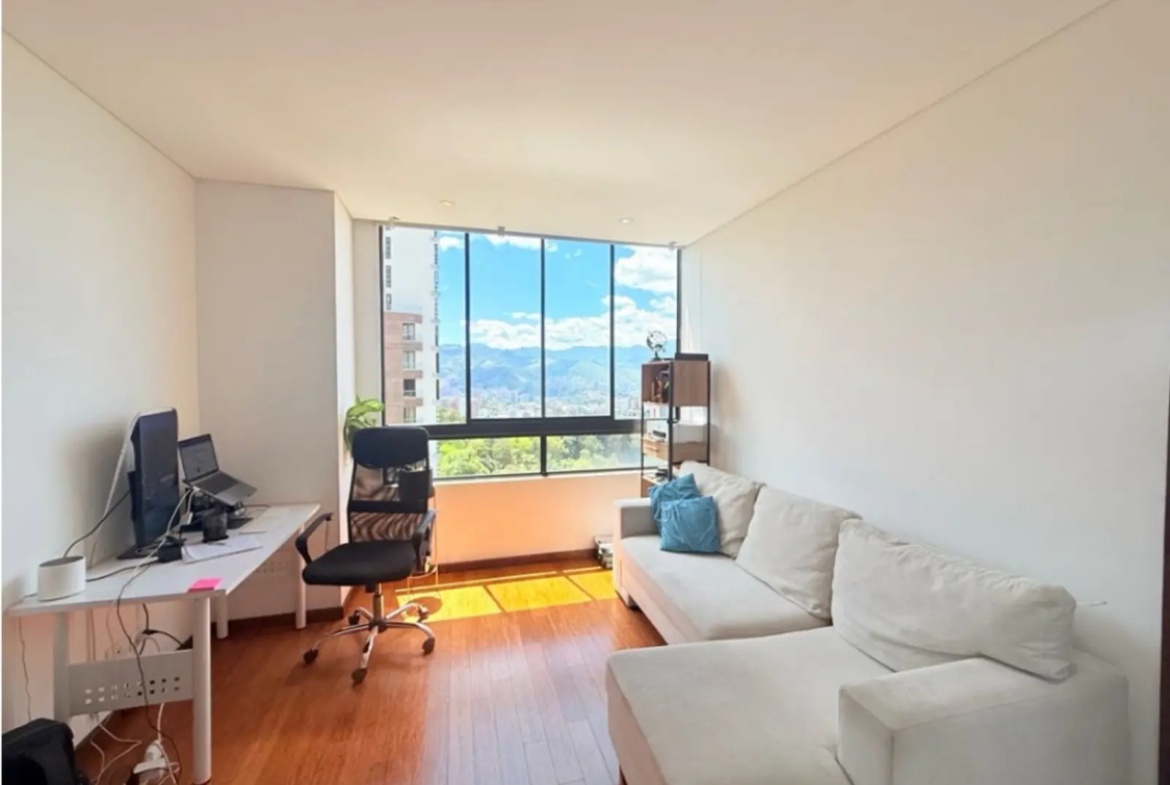 Apartamento en Arriendo en El Campestre, Medellín