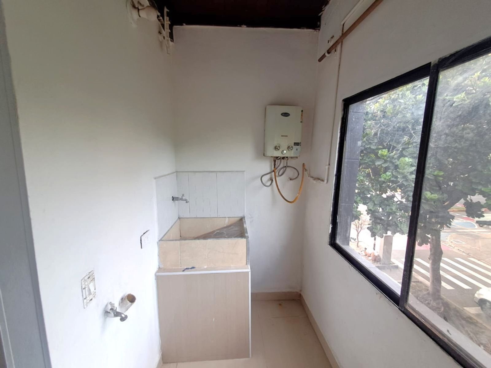th.outside1200x1200.6aa55c68d78a6_infocdn__97663-1-1789218515-4jpg Apartamento en Arriendo en Cristo rey, Medellín