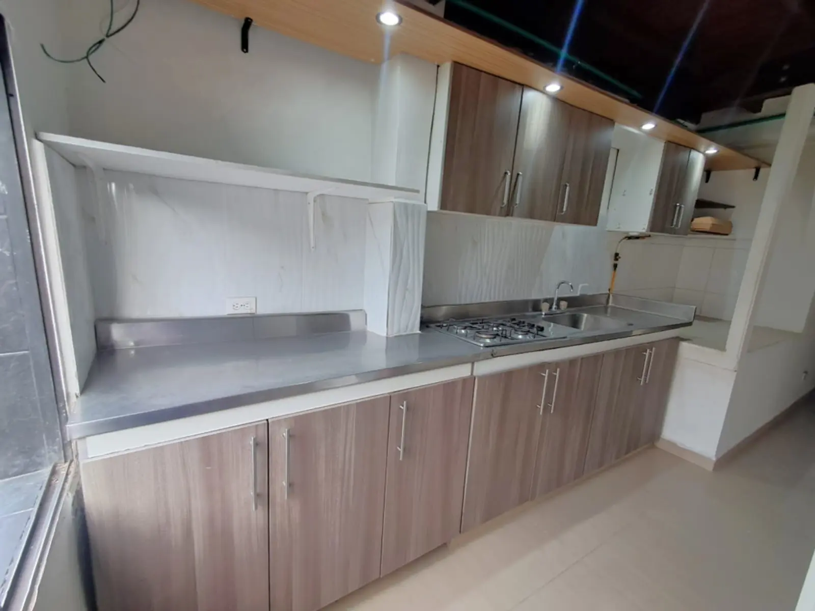 th.outside1200x1200.6aa55c69c483e_infocdn__97663-1-1789218519-10jpg Apartamento en Arriendo en Cristo rey, Medellín