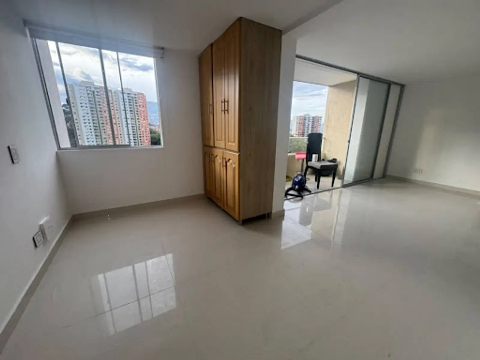 Apartamento en Arriendo en Loma de los bernal, Medellín