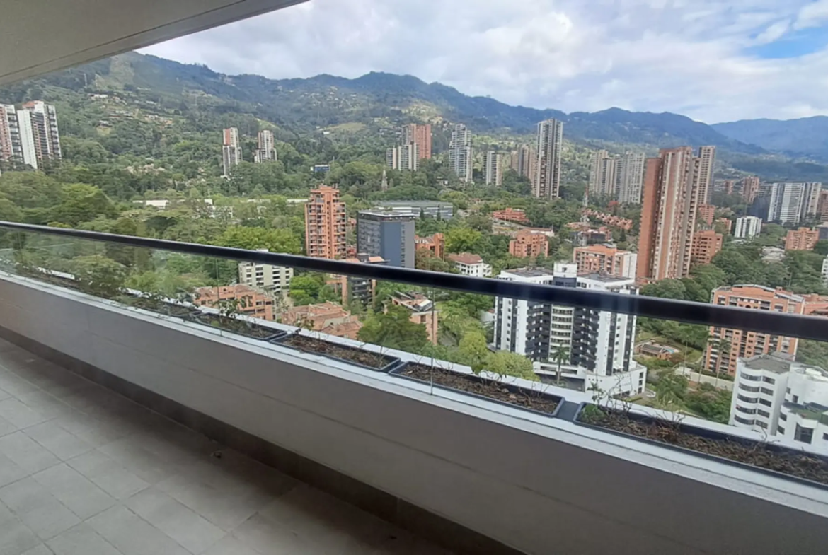Apartamento en Arriendo en El Poblado, Medellín