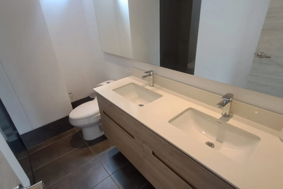 Apartamento en Arriendo en El Poblado, Medellín