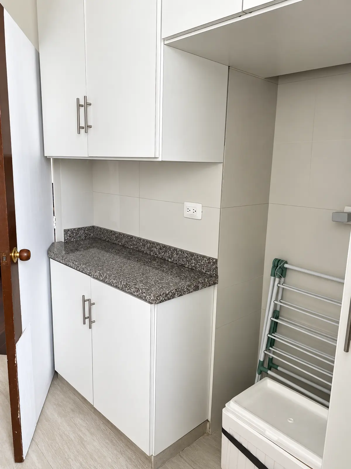 th.outside1200x1200.6aaf90428eb77_infocdn__originalpng Apartamento en Arriendo en Cedritos, Bogotá