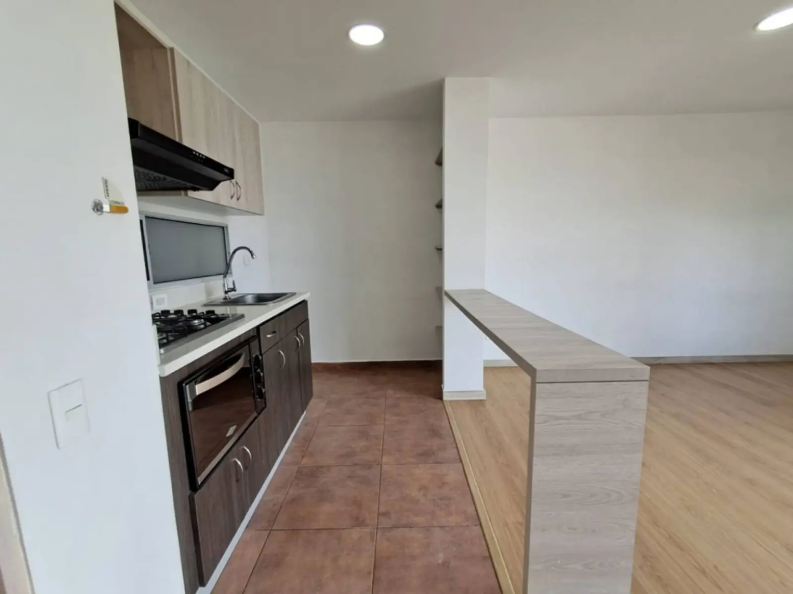 th.outside1200x1200.6ab2808f042ad_infocdn__cdb2a3eb-388e-468f-822f-584d6fe12487 Apartamento en Arriendo en Machado, Copacabana
