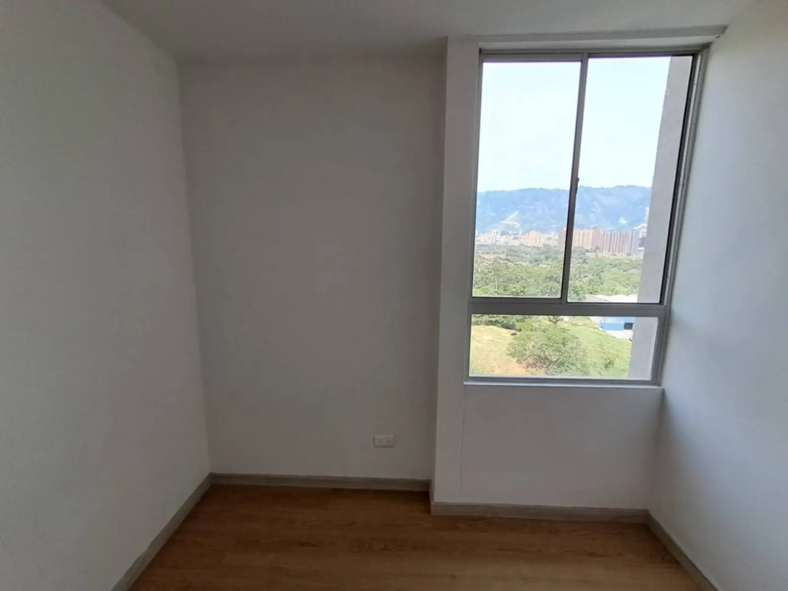 th.outside1200x1200.6ab2809070b3b_infocdn__53f571be-61cf-4b86-a8b9-5f3cb4d73539 Apartamento en Arriendo en Machado, Copacabana