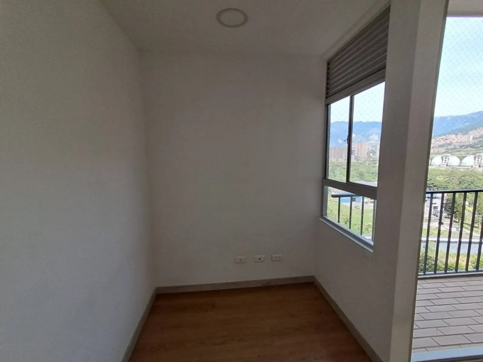 th.outside1200x1200.6ab28091489f7_infocdn__7d37c2b1-2e54-4e1a-836d-bc59b4ea041e Apartamento en Arriendo en Machado, Copacabana