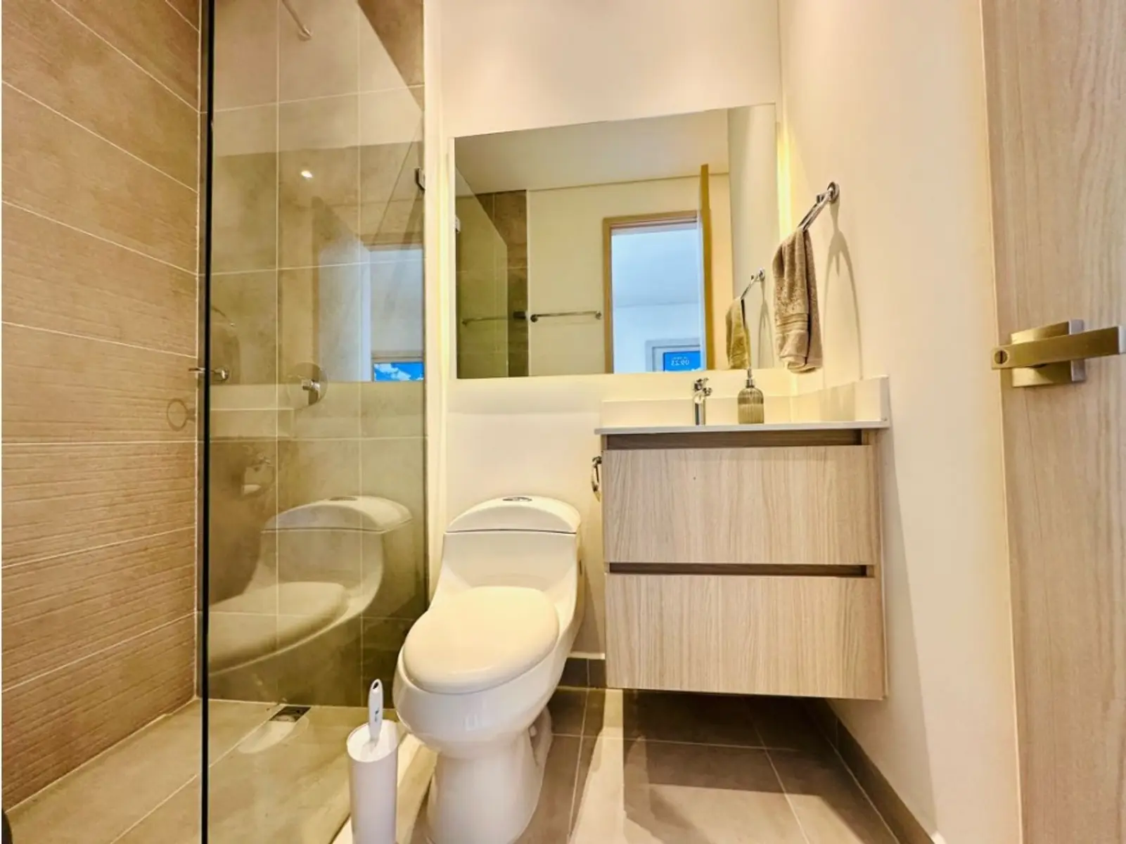 th.outside1200x1200.6ab282c5a9954_infocdn__gr-venta-de-apartamento-en-salgue-1760976555-9469-9407jpeg Apartamento en Arriendo en Santa marta