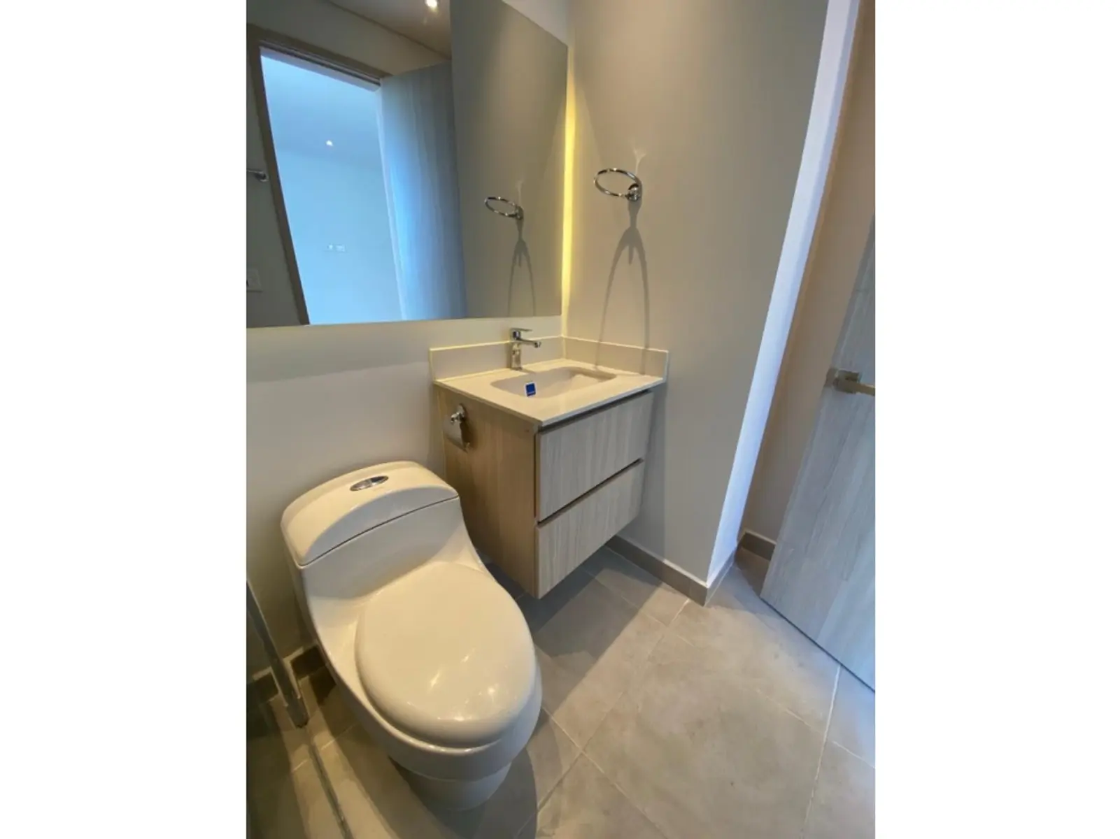 th.outside1200x1200.6ab282c70c522_infocdn__gr-venta-de-apartamento-en-salgue-1756291786-4926-7230jpeg Apartamento en Arriendo en Santa marta