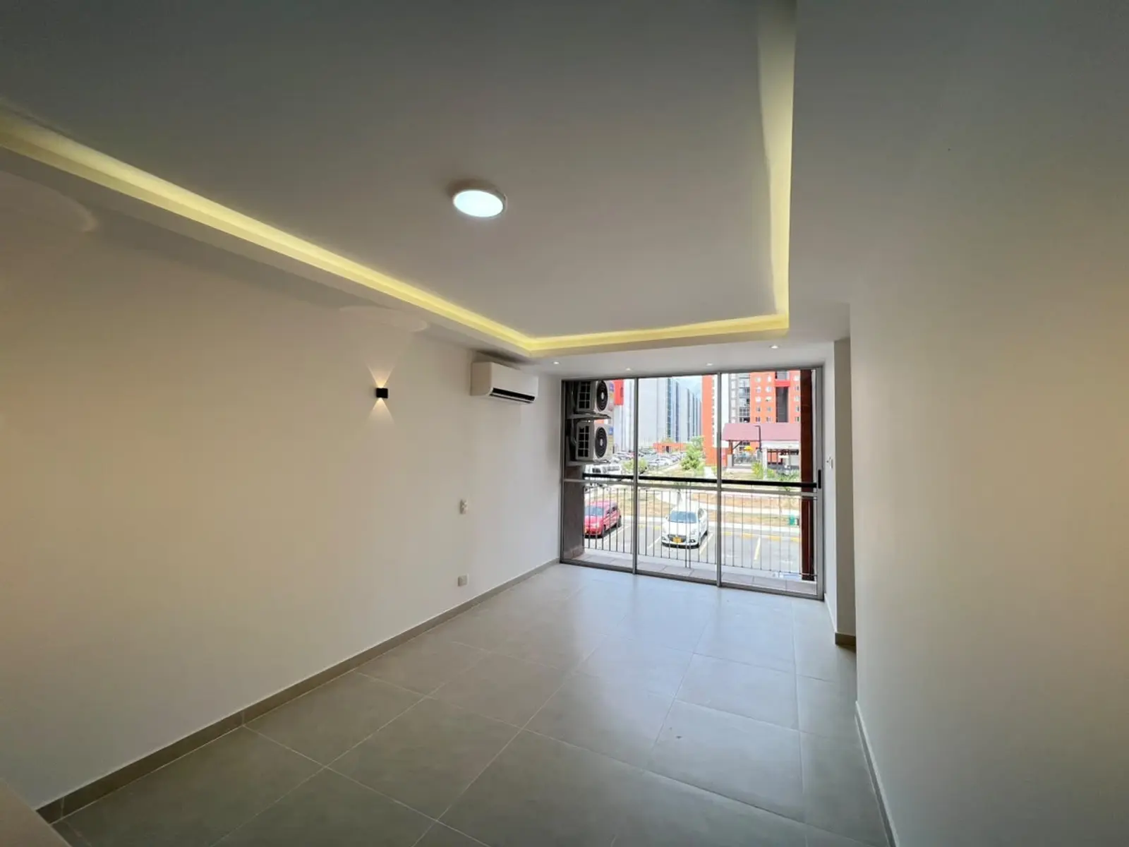 th.outside1200x1200.6ab3c57be87da_infocdn__thggr3qz7orbrn9b7dkwbn5rhbxkxwbcqvv5yhdajpg Apartamento en Arriendo en Villa Fatima, Cali