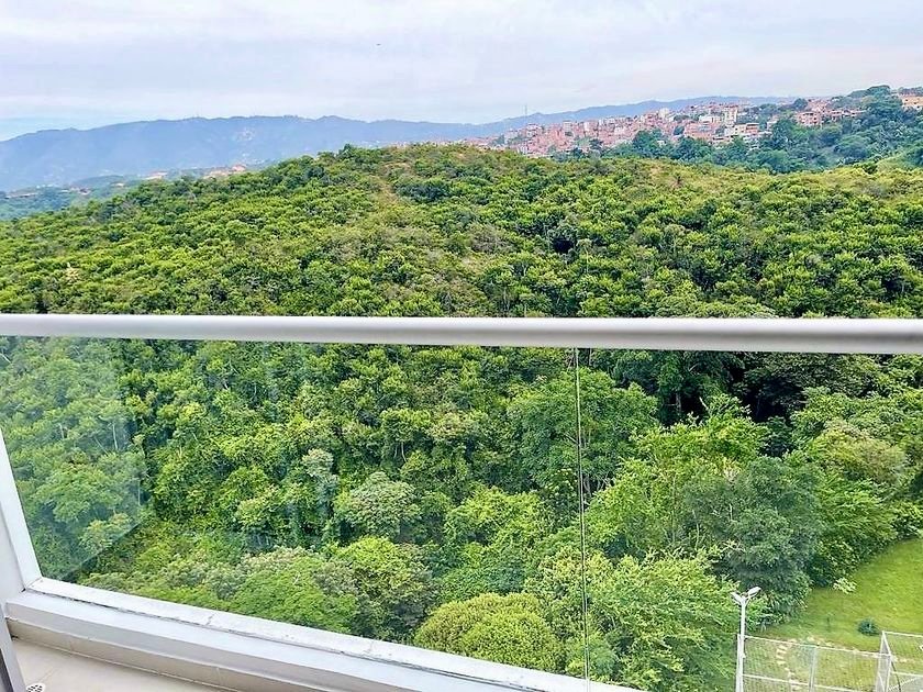 Apartamento en venta ubicado en el sector de Cañaveral, cerca de Fosunab, en Floridablanca, Santander.