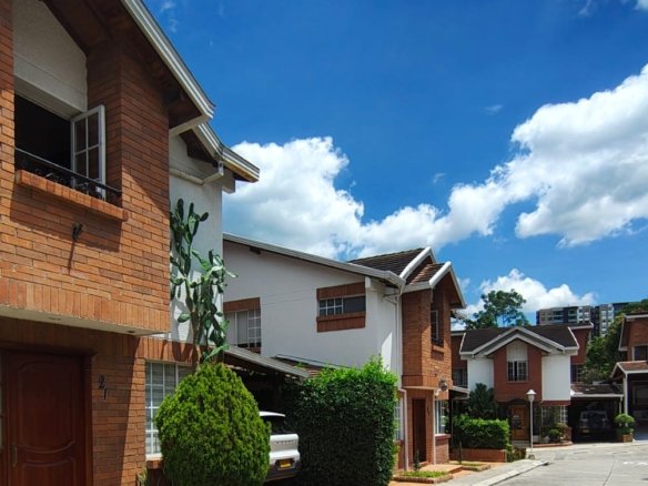 Casa en venta en Club House, Floridablanca