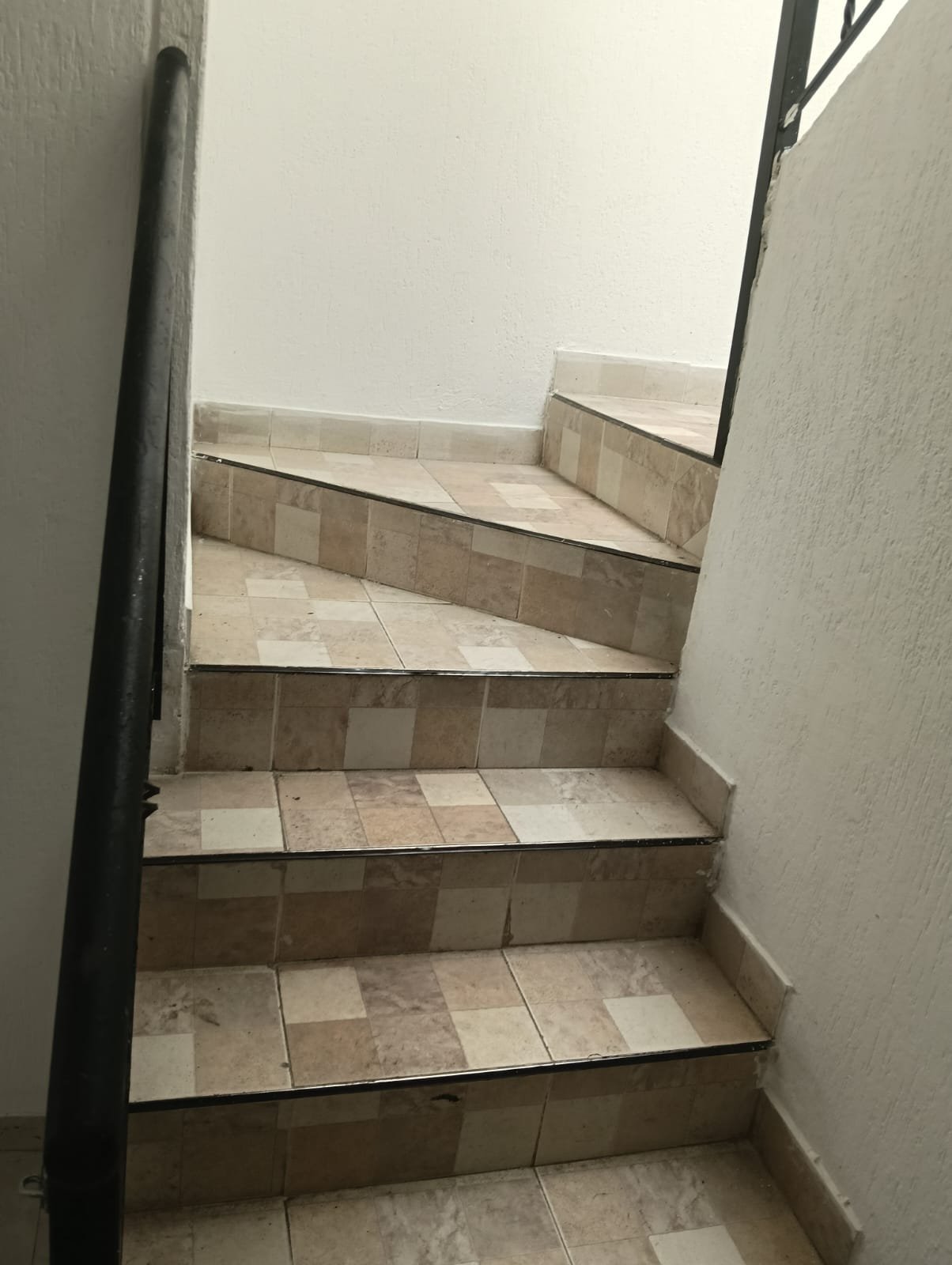CASA EN VENTA EN BRISAS DE LOS ALAMOS NORTE CALI EXCELENTE OPORTUNIDAD