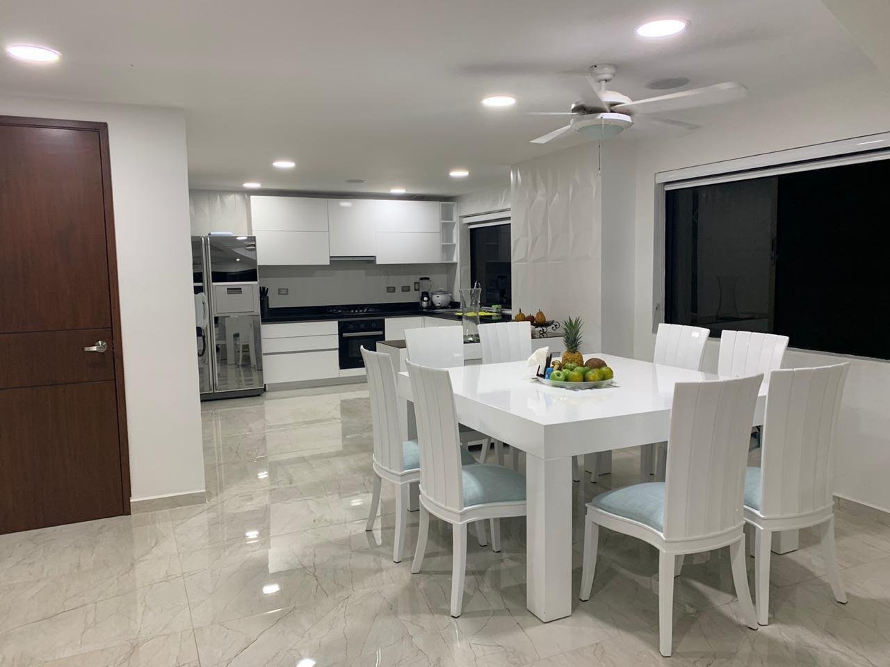 214465-271286-1443994501136233 Apartamento dúplex en venta en Cartagena, Edificio Marina del Rey, sector El Laguito