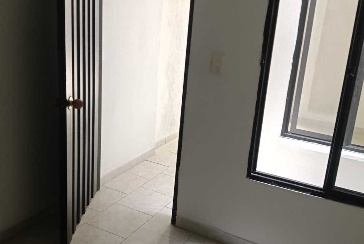 CASA EN VENTA EN BRISAS DE LOS ALAMOS NORTE CALI EXCELENTE OPORTUNIDAD