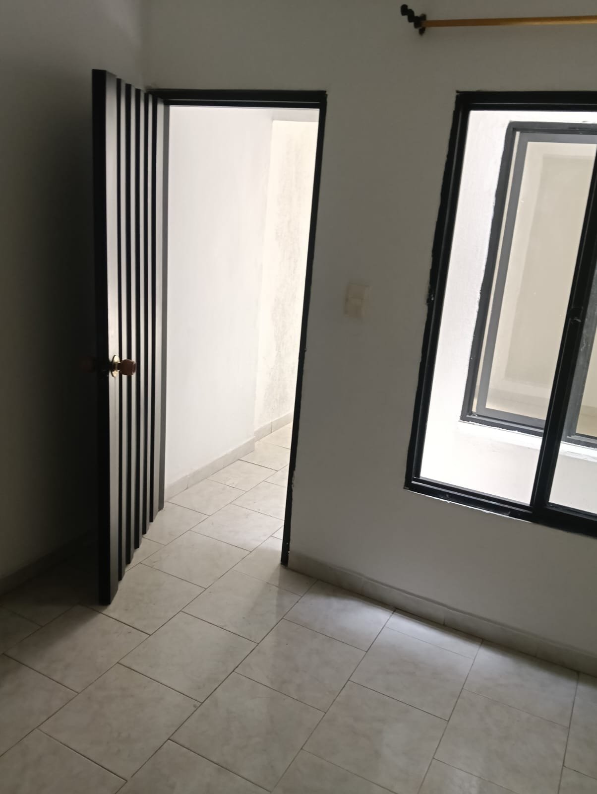 CASA EN VENTA EN BRISAS DE LOS ALAMOS NORTE CALI EXCELENTE OPORTUNIDAD
