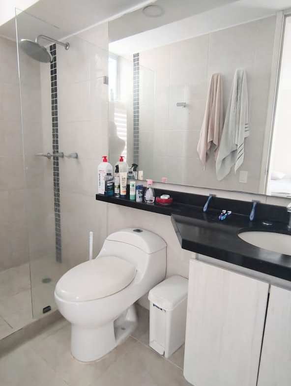 Apartamento remodelado en venta en el sector de Versalles, Floridablanca