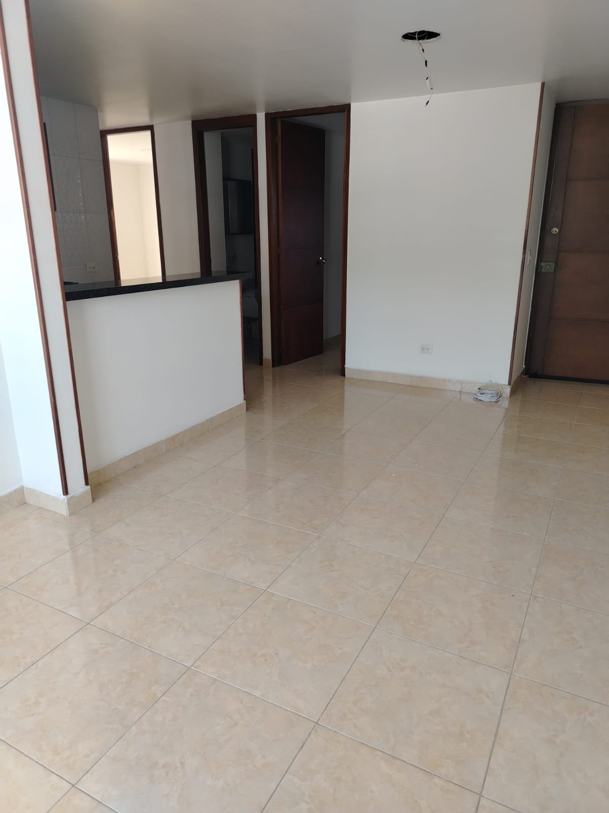 Apartamento en venta en Sabaneta, sector Alcázares