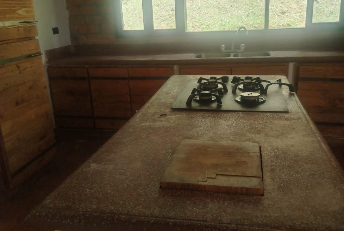 SE VENDE CASA FINCA EN UNIDAD CERRADA, LA ESTRELLA, VEREDA SAN ISIDRO