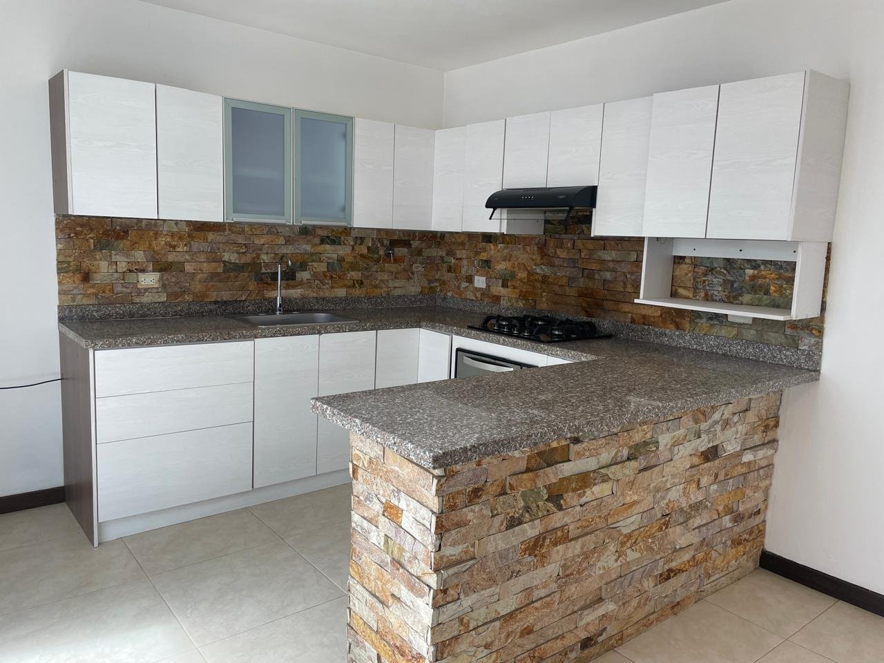 314202-454753-1130274409478834 Casa en venta en San Cayetano, sector Viva Éxito, La Ceja