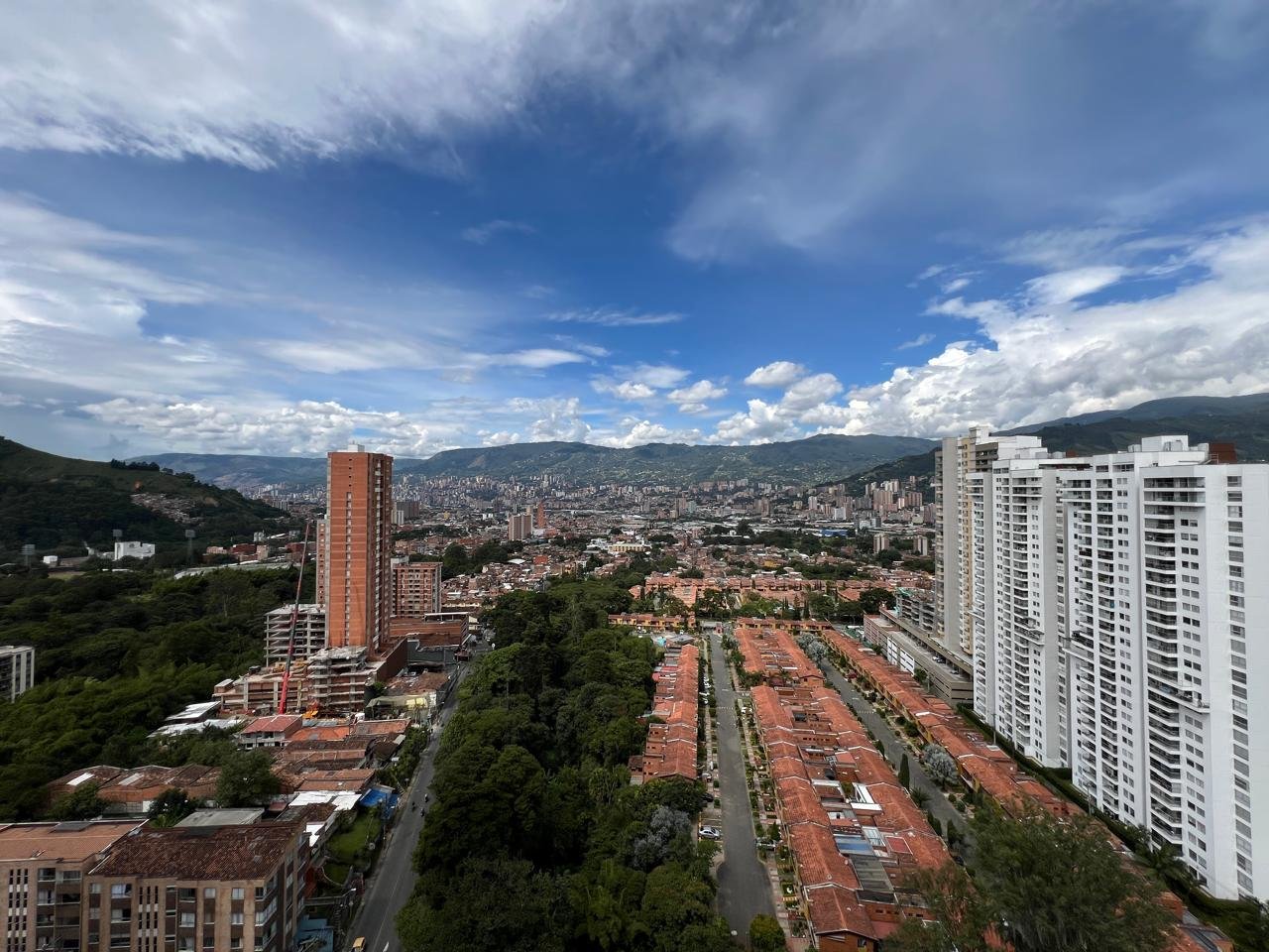 314202-454753-1400993638830019 Apartamento en venta en Suramérica, Itagüí