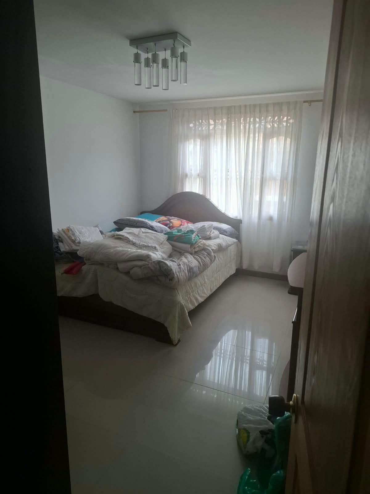 314202-454753-1438349481729009 Casa unifamiliar de tres niveles en Villa Manuela, Rionegro, Antioquia.