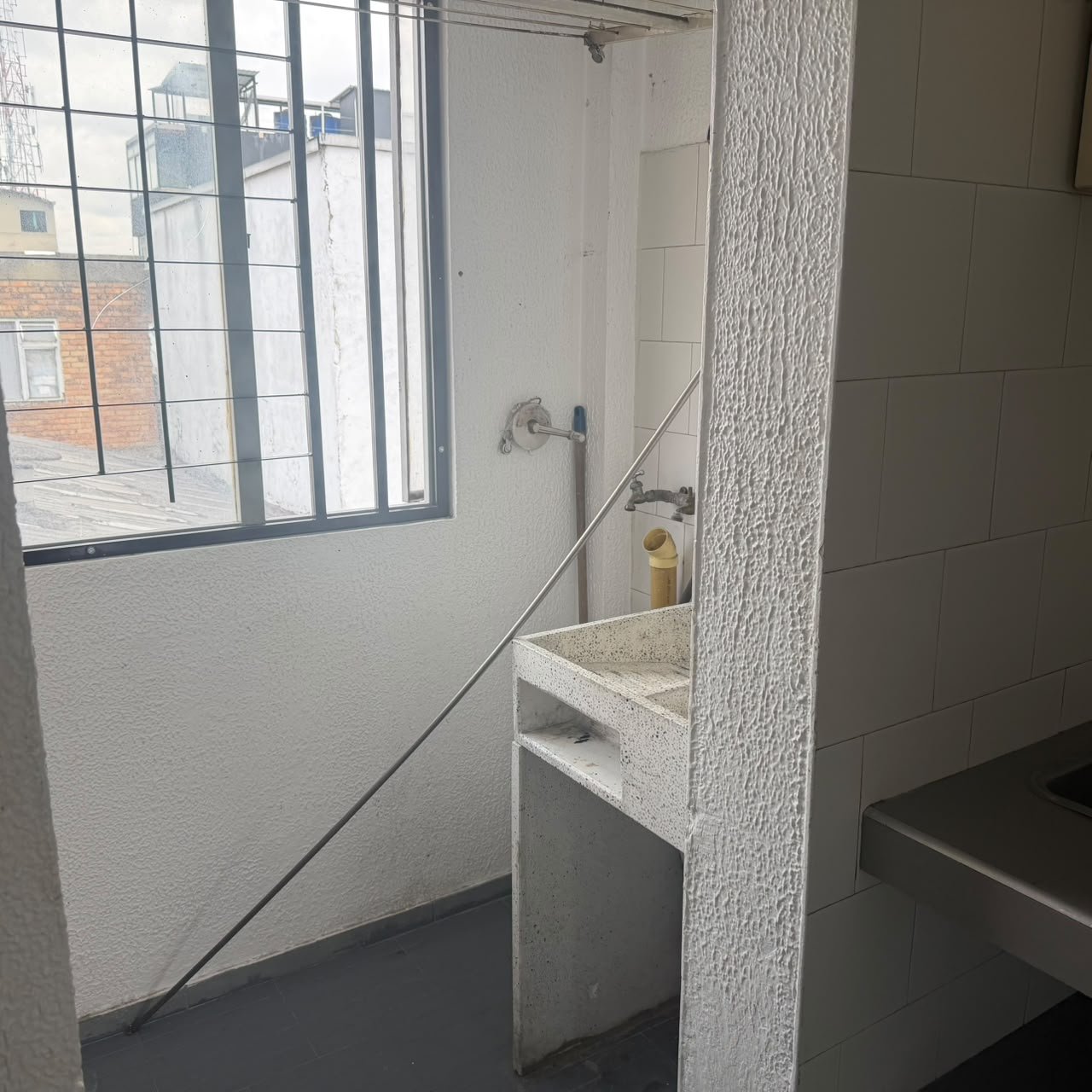 314202-454753-1734668750948357 Apartamento en arriendo en bogotá, barrio santa sofía cercano a El Polo y Los Alcázares.
