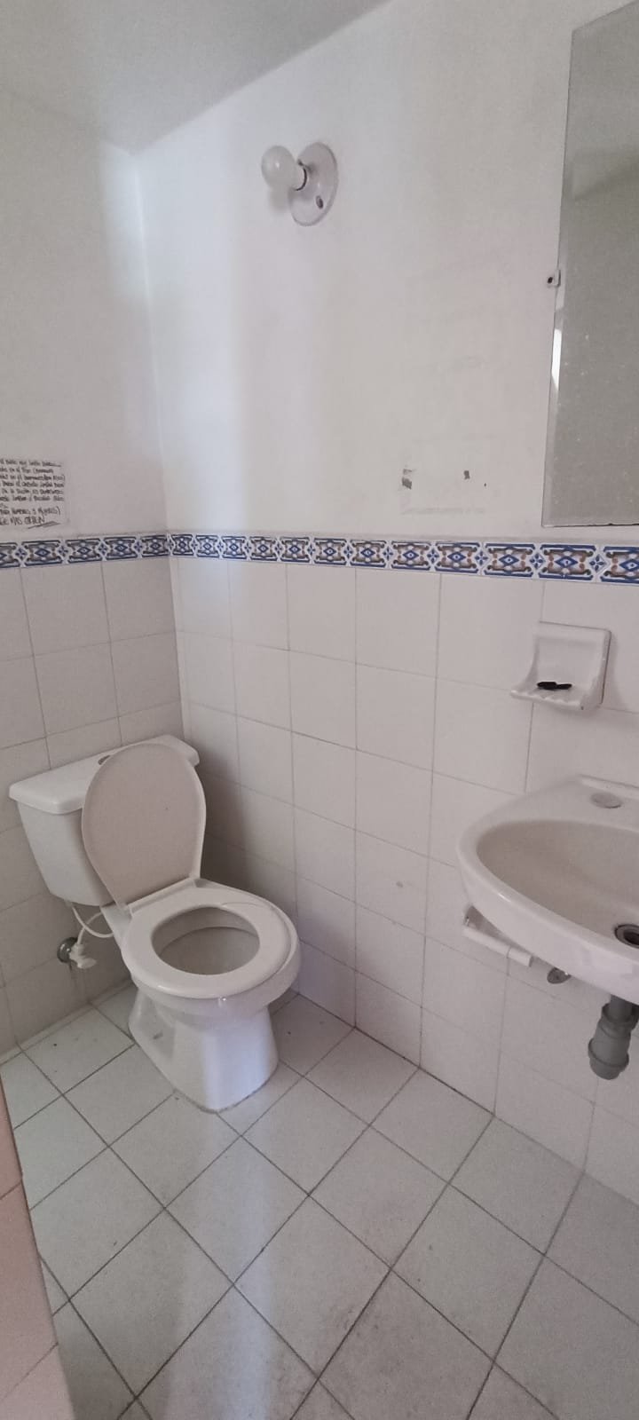 314202-454753-1780339316335289 Apartamento dúplex en venta en el centro de Rionegro, Antioquia