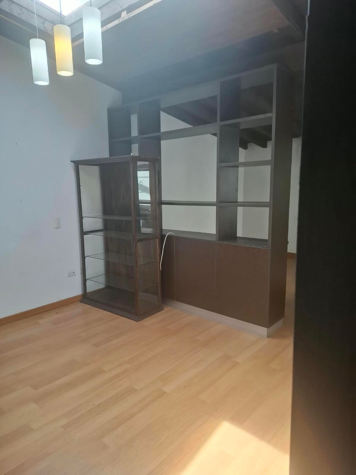 314202-454753-1824733762018245 Casa unifamiliar de tres niveles en Villa Manuela, Rionegro, Antioquia.