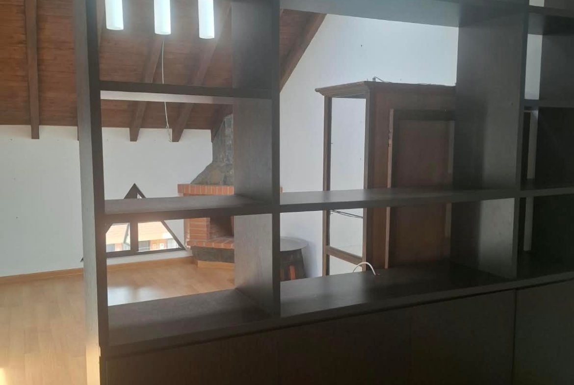 Casa unifamiliar de tres niveles en Villa Manuela, Rionegro, Antioquia.