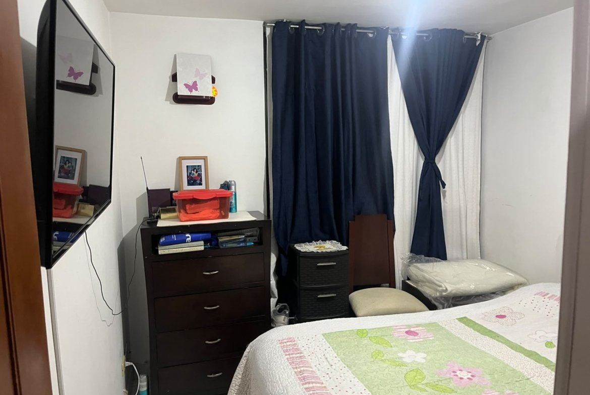 Apartamento en venta en Ciudad Alsacia, Bogotá