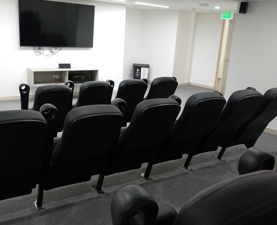 Apartamento ubicado en Los Mesa, Cumbres, Envigado, en unidad completa