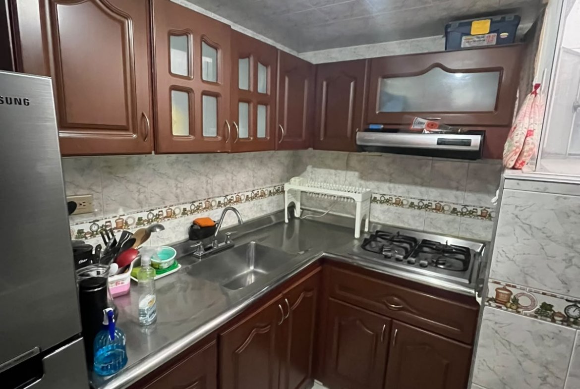 Apartamento en venta en Ciudad Alsacia, Bogotá