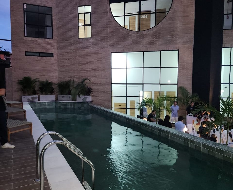 Apartaestudio dúplex para estrenar en Altos de San Fernando Cali